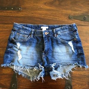 Women’s jean shorts. Size 8